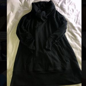 3 for $20✨ cowl neck long sweatshirt